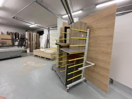 Transportný vozík na dielce, veľkoplošný materiál