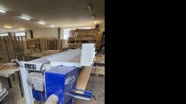 Szlifierka – taśmowa kusing PB2500 | Urządzenia stolarskie | Maszyny do obróbki drewna | MDP Group s.r.o