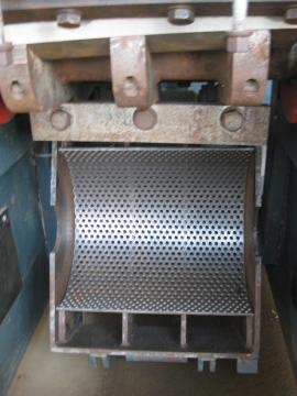 Kruszarka i rozdrabniarka Mlyn na drevo CASTULIK MN300 |  Przerób odpadu z Drewa | Maszyny do obróbki drewna | Ing.Častulík, s.r.o.