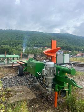 Rozdrabniacz Tark -50  |  Przerób odpadu z Drewa | Maszyny do obróbki drewna | Drekos Made s.r.o